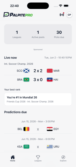 Palpite PRO home screen showing live scores, predictions due, and your best rank